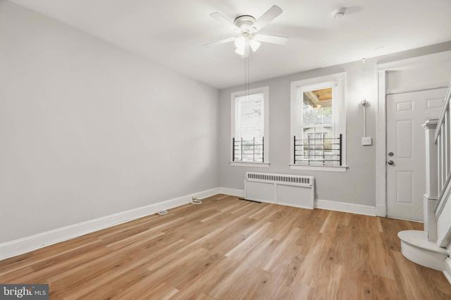 821 PONTIAC, Baltimore, MD 21225
