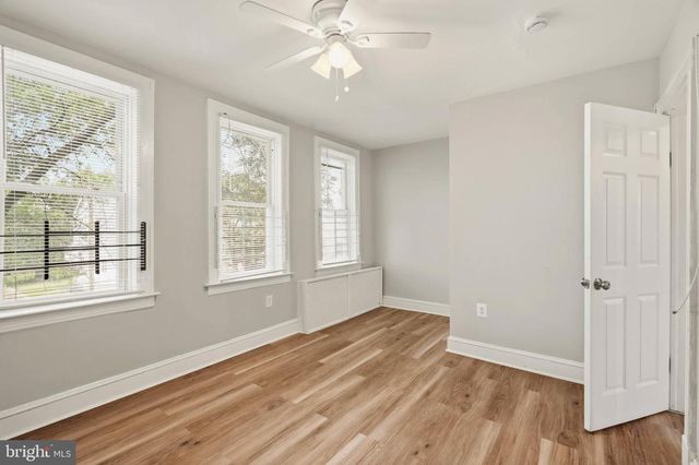 821 PONTIAC, Baltimore, MD 21225
