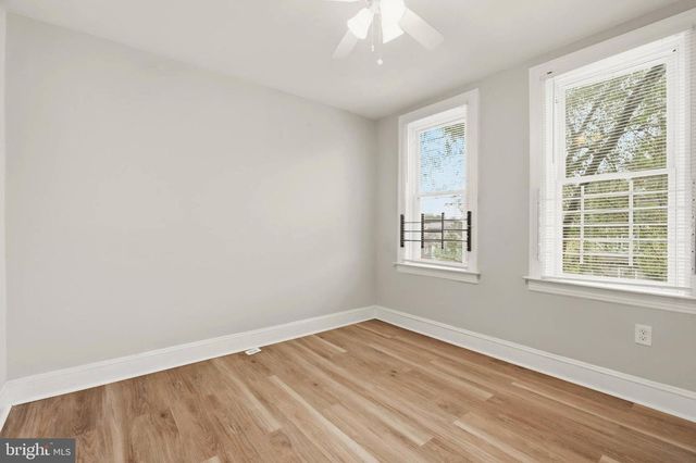 821 PONTIAC, Baltimore, MD 21225