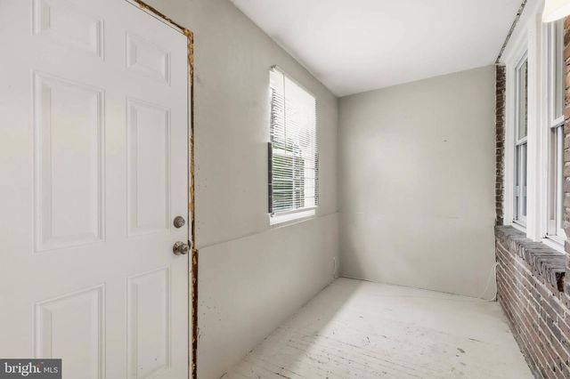 821 PONTIAC, Baltimore, MD 21225