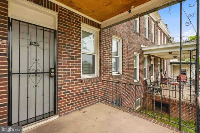 821 PONTIAC, Baltimore, MD 21225
