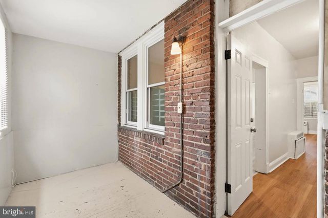 821 PONTIAC, Baltimore, MD 21225