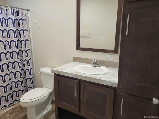 9071 S Frink Rd, Larkspur, CO 80118