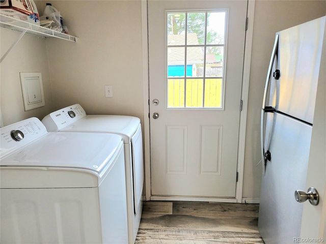 9071 S Frink Rd, Larkspur, CO 80118