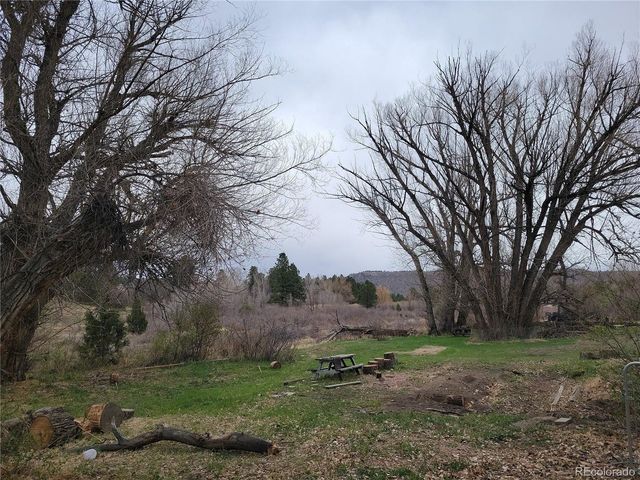 9071 S Frink Rd, Larkspur, CO 80118