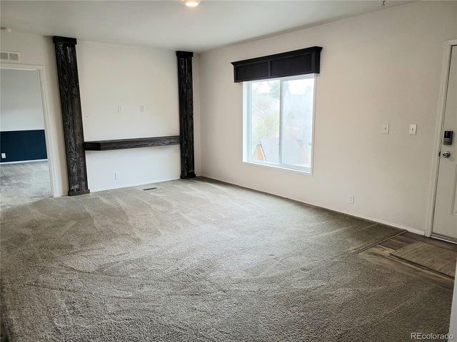 9071 S Frink Rd, Larkspur, CO 80118