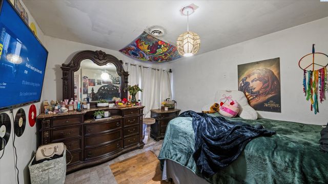 2021 W 4th Ave, Kennewick, WA 99336