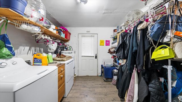 2021 W 4th Ave, Kennewick, WA 99336