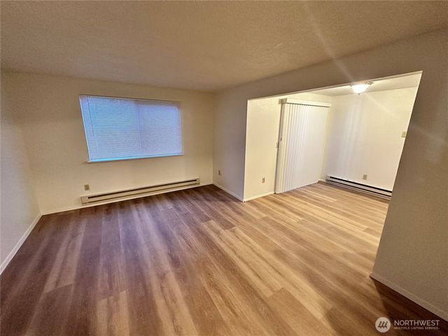 10712 64th Avenue E, Puyallup, WA 98373