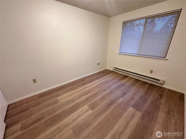 10712 64th Avenue E, Puyallup, WA 98373