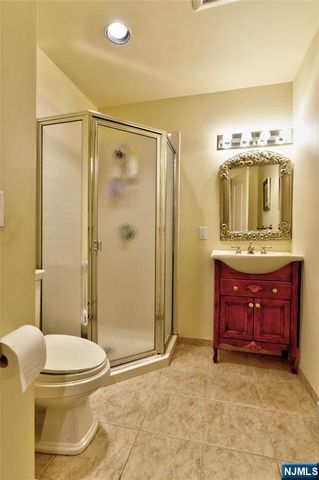 0-54 Yost Place, Fair Lawn, NJ 07410