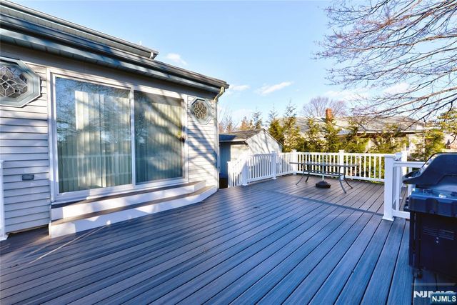 0-54 Yost Place, Fair Lawn, NJ 07410