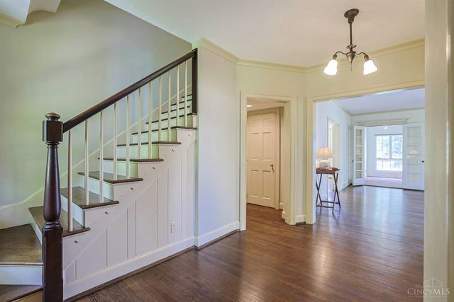 11 Weebetook Lane, Cincinnati, OH 45208