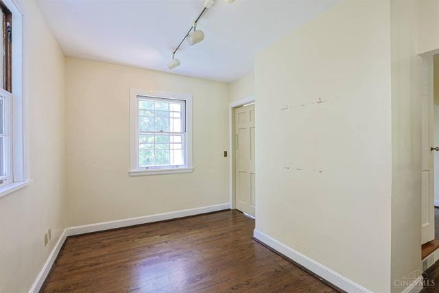 11 Weebetook Lane, Cincinnati, OH 45208