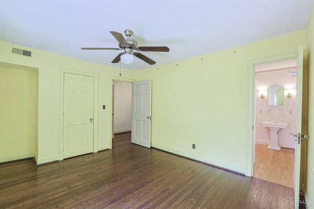 11 Weebetook Lane, Cincinnati, OH 45208