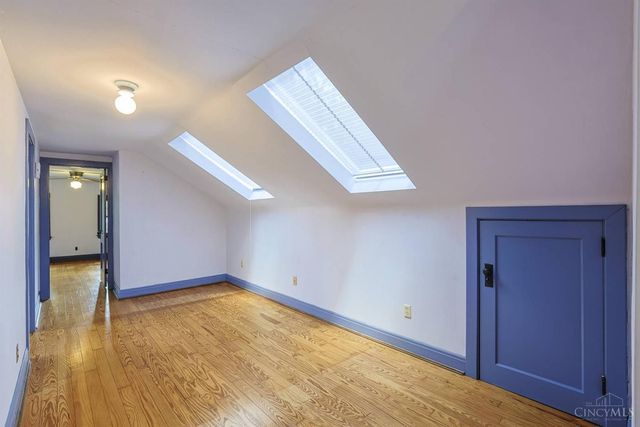 11 Weebetook Lane, Cincinnati, OH 45208