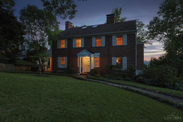 11 Weebetook Lane, Cincinnati, OH 45208