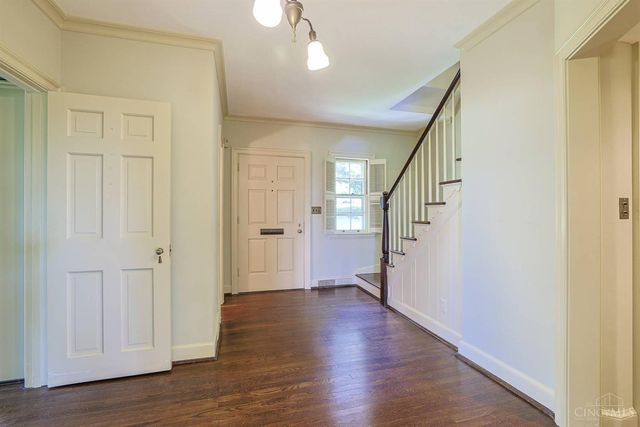 11 Weebetook Lane, Cincinnati, OH 45208