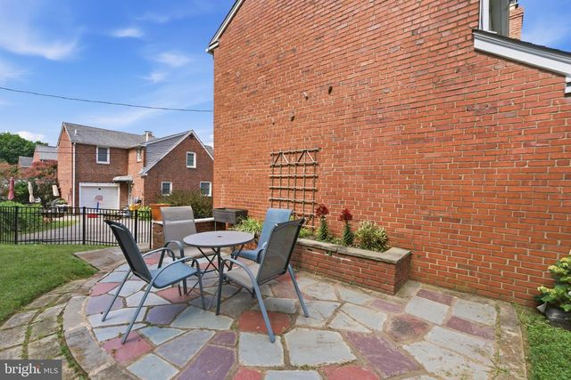 455 GLENDALE CIR, Springfield, PA 19064