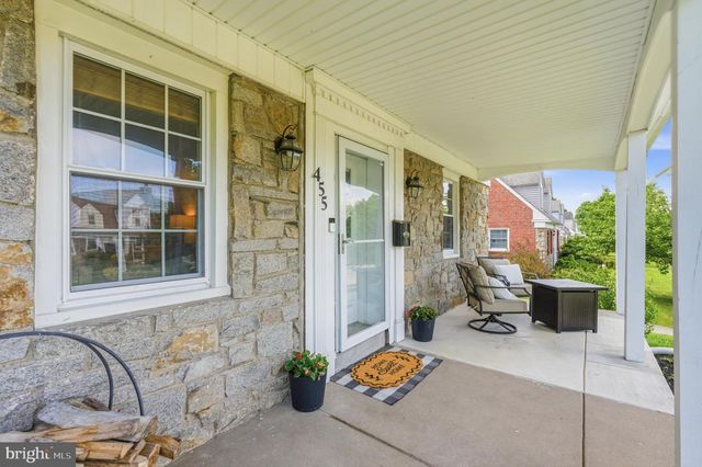 455 GLENDALE CIR, Springfield, PA 19064