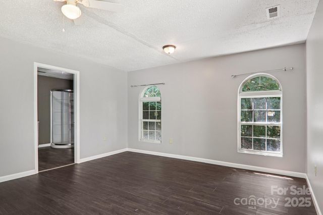 1416 Roy Dula Place SW, Lenoir, NC 28645
