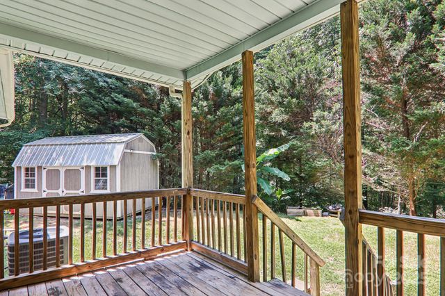1416 Roy Dula Place SW, Lenoir, NC 28645