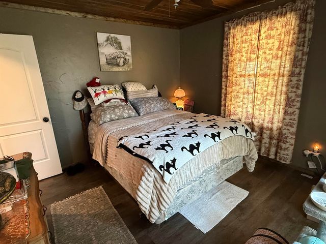 1198 N Evergreen Drive, Bauxite, AR 72011