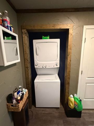 1198 N Evergreen Drive, Bauxite, AR 72011