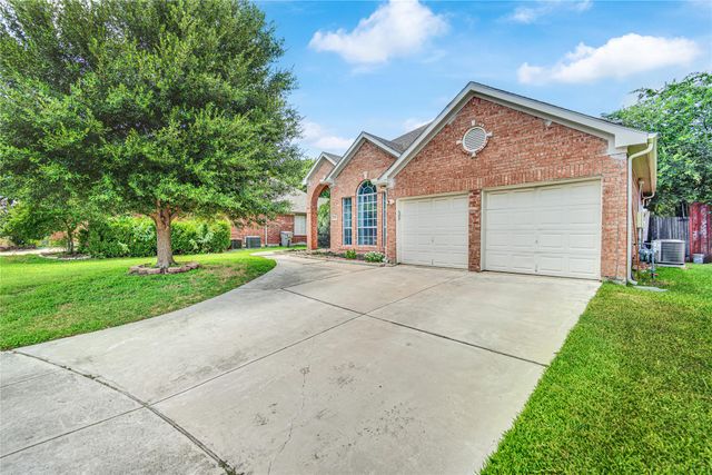 2241 Merritt Way, Arlington, TX 76018