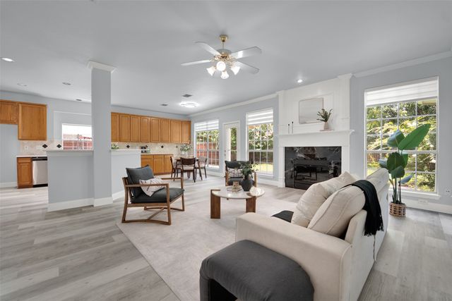 2241 Merritt Way, Arlington, TX 76018