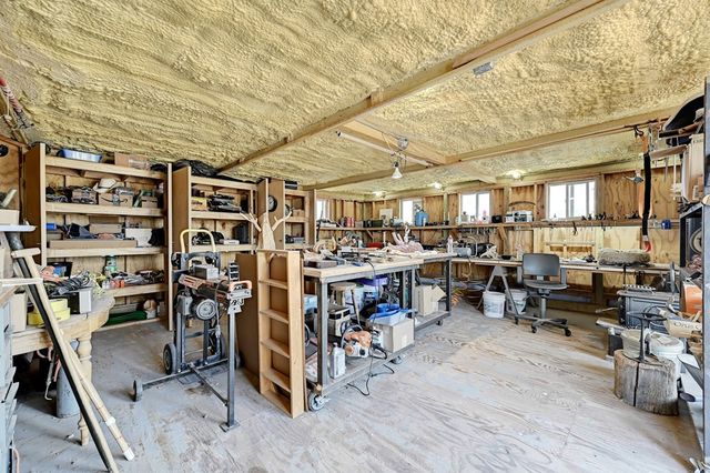 1110 N Ordenar St, Marfa, TX 79843