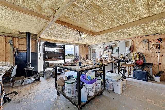 1110 N Ordenar St, Marfa, TX 79843