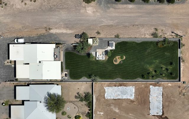 1110 N Ordenar St, Marfa, TX 79843