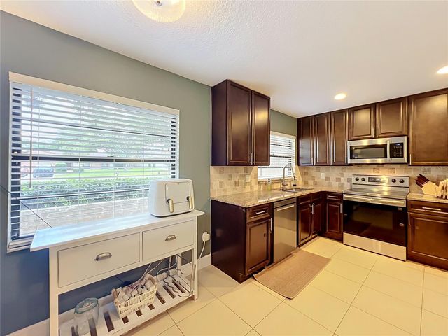 2443 CANTERCLUB TRAIL, Apopka, FL 32712