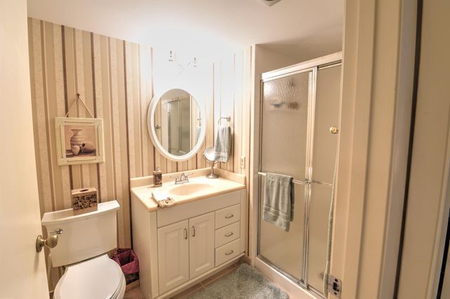 15 Southport Lane E, Boynton Beach, FL 33436