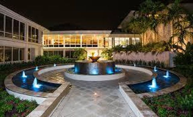 15 Southport Lane E, Boynton Beach, FL 33436