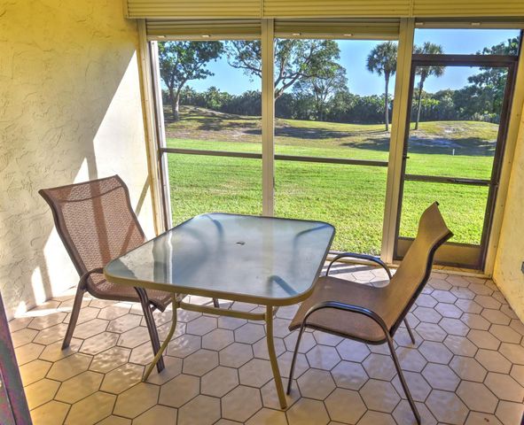 15 Southport Lane E, Boynton Beach, FL 33436