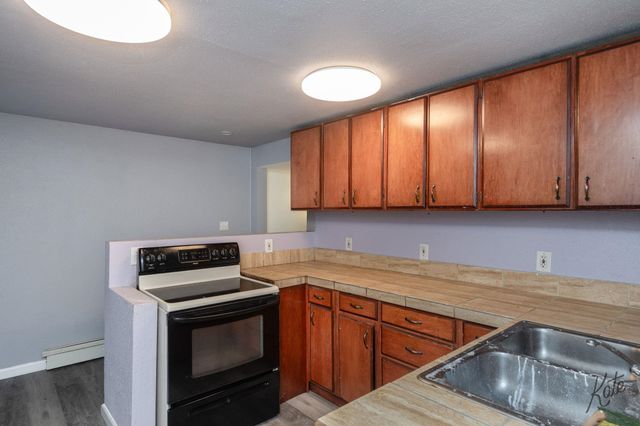 913 22ND AVENUE, Fairbanks, AK 99701