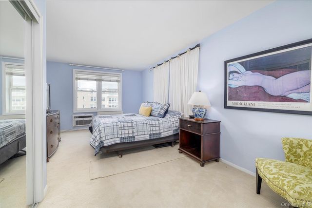 522 SHORE Road 5G, Long Beach, NY 11561