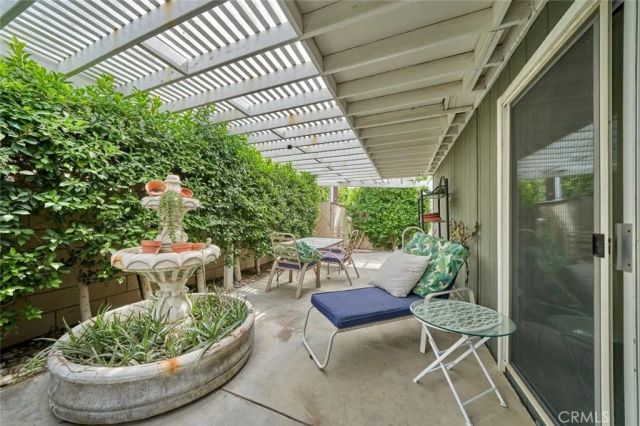 33540 Barcelona, Thousand Palms, CA 92276