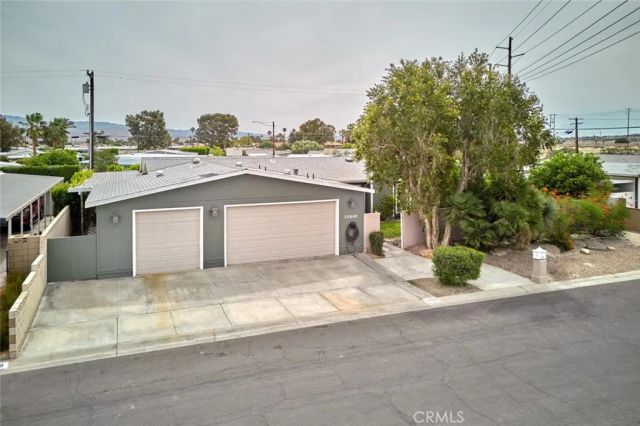 33540 Barcelona, Thousand Palms, CA 92276