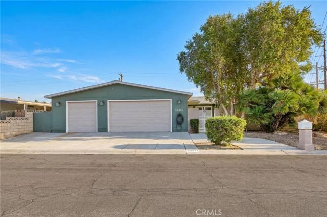33540 Barcelona, Thousand Palms, CA 92276