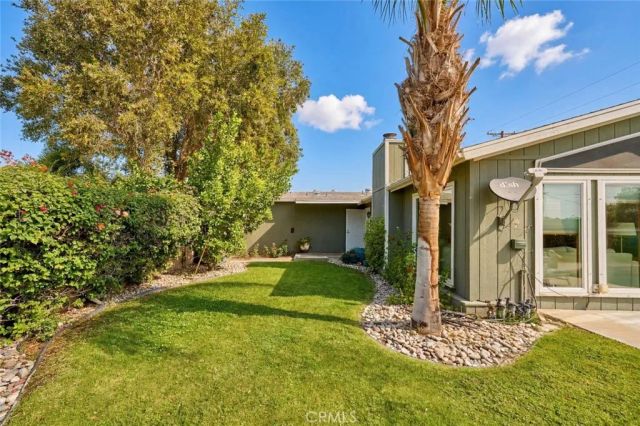 33540 Barcelona, Thousand Palms, CA 92276