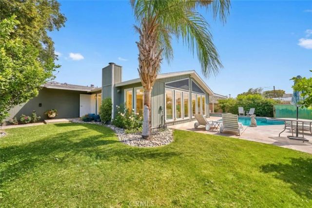 33540 Barcelona, Thousand Palms, CA 92276