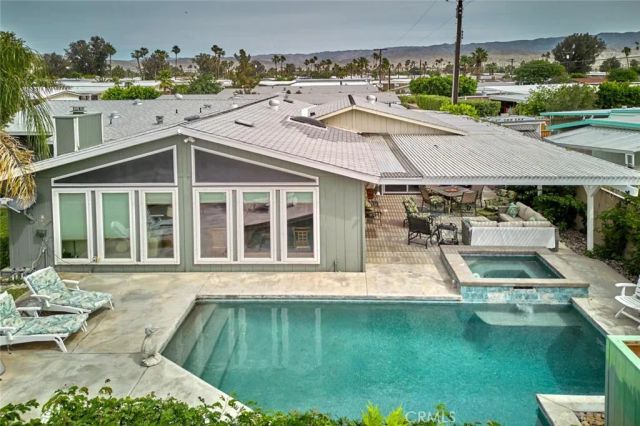 33540 Barcelona, Thousand Palms, CA 92276