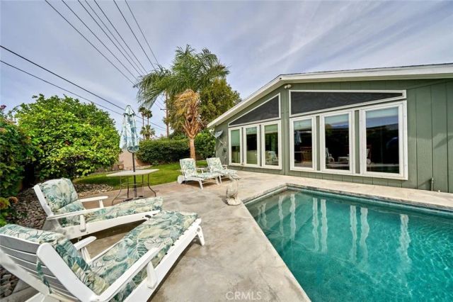 33540 Barcelona, Thousand Palms, CA 92276