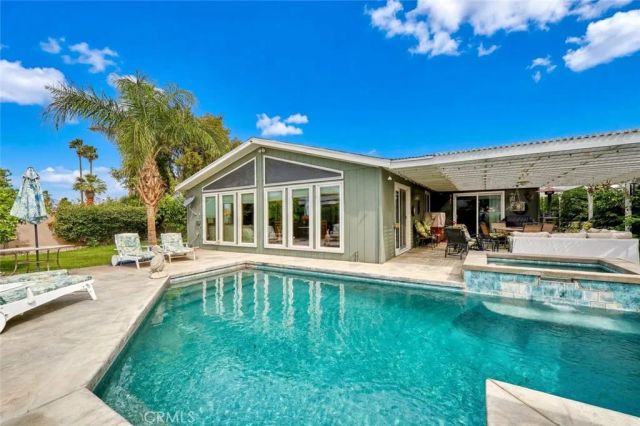 33540 Barcelona, Thousand Palms, CA 92276