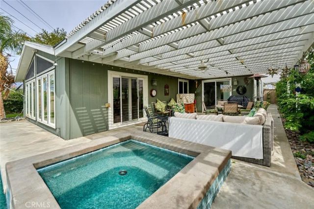 33540 Barcelona, Thousand Palms, CA 92276