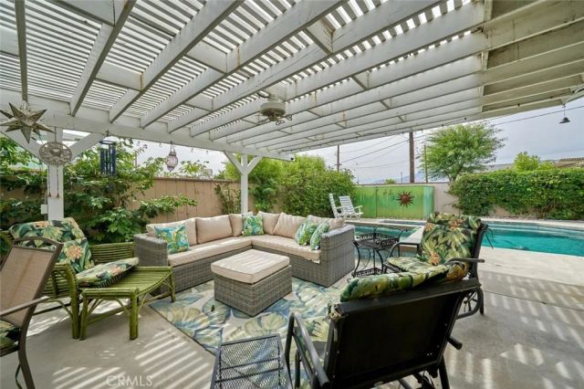 33540 Barcelona, Thousand Palms, CA 92276