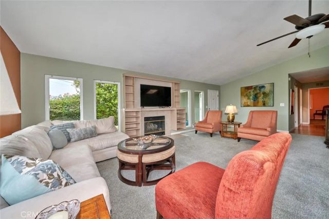 33540 Barcelona, Thousand Palms, CA 92276